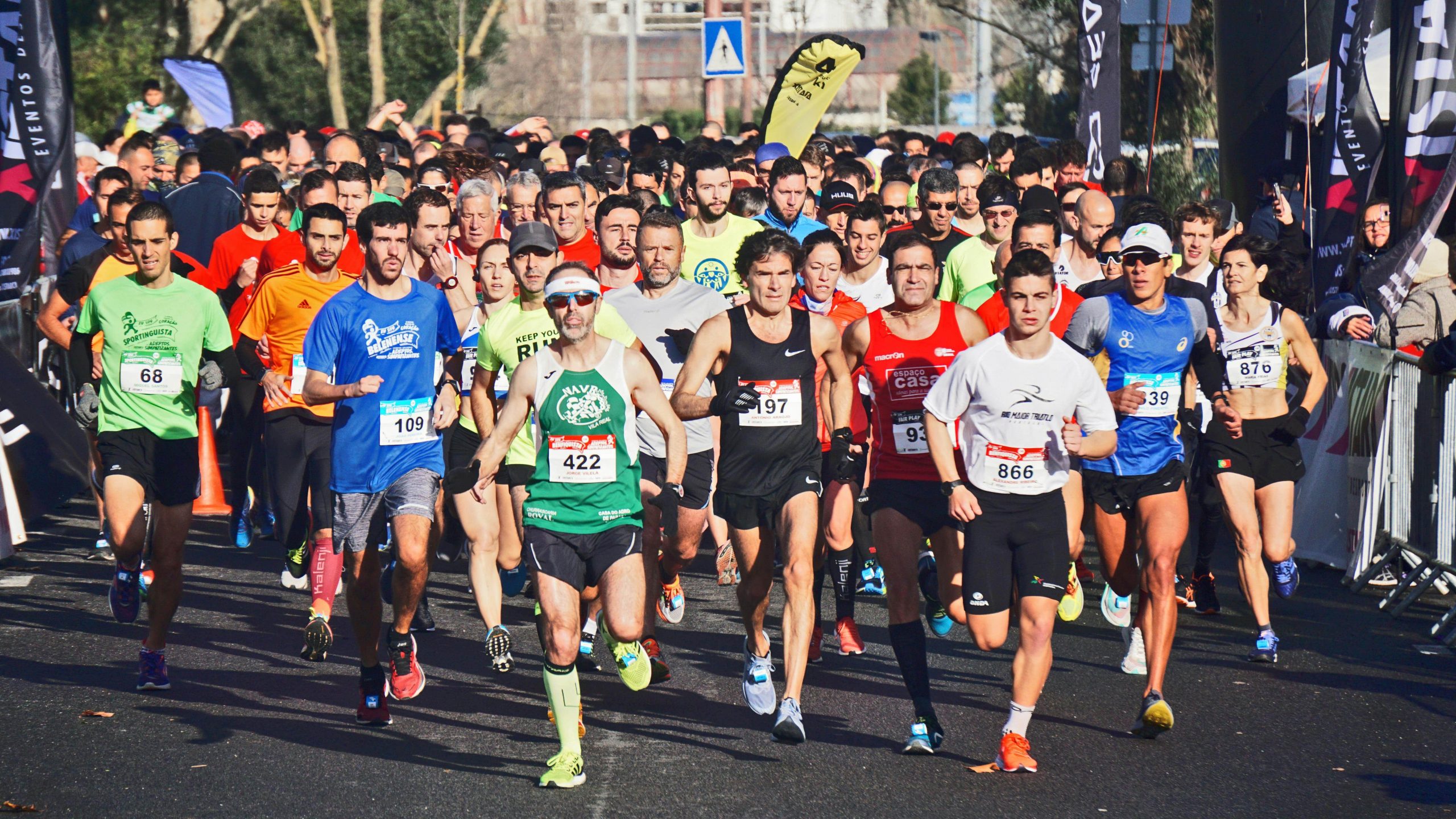 marathon runners start the race